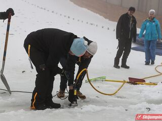 Zabiegi na zeskoku skoczni