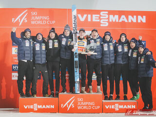 Sieger Domen Prevc (SLO), Taamfoto