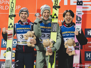 Maximilian Ortner (AUT), Gregor Deschwanden (SUI), Naoki Nakamura (JPN)