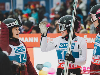 Paige Jones (USA), Josie Johnson (USA), Annika Belshaw (USA)