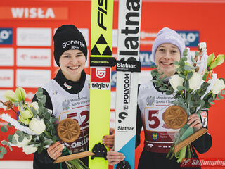 2. Platz Nika Vodan (SLO), Siegerin Nika Prevc (SLO)