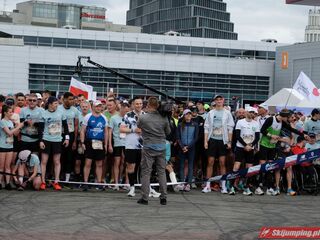 Uczestnicy Wings For Life World Run 2023