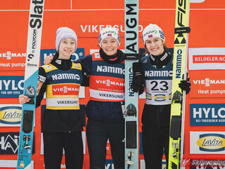 Nika Prevc (SLO), Eirin Maria Kvandal (NOR), Anna Odine Stroem (NOR)