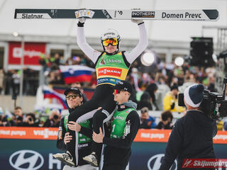 Domen Prevc (SLO), Anze Lanisek (SLO), Rok Oblak (SLO)