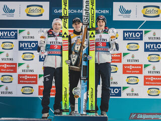 Jan Hoerl (AUT), Domen Prevc (SLO), Stephan Embacher (AUT)