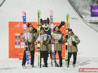 Ryoyu Kobayashi (JPN), Tomofumi Naito (JPN), Naoki Nakamura (JPN), Ren Nikaido (JPN)