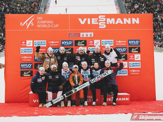 Siegerin Eirin Maria Kvaendal (NOR), Teamfoto