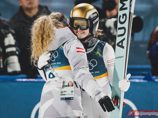 Julia Muehlbacher (AUT), Meghann Wadsak (AUT)