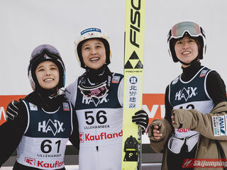 Sara Takanashi (JPN), Nozomi Maruyama (JPN), Yuzuki Sato (JPN)
