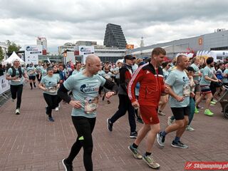 Uczestnicy Wings For Life World Run 2023