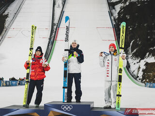 Ren Nikaido (JPN), Domen Prevc (SLO), Kacper Tomasiak (POL)
