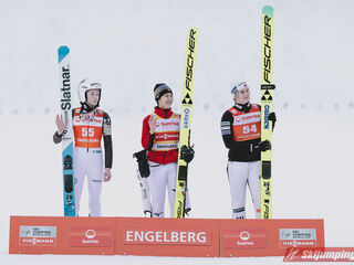 Nika Prevc (SLO), Nozomi Maruyama (JPN), Anna Odine Stroem (NOR)