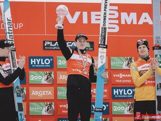 Podium PŚ w lotach 2024/2025