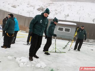 Zabiegi na zeskoku skoczni