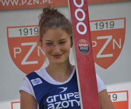 Podium_5.jpg